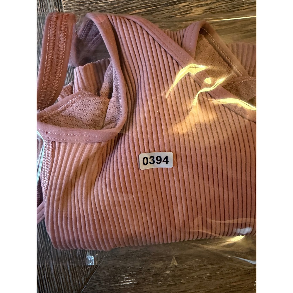 Vuori Crop Bra Tank Top Rose Mauve Ribbed Strappy Back VW189 Womens Medium - Picture 7 of 7